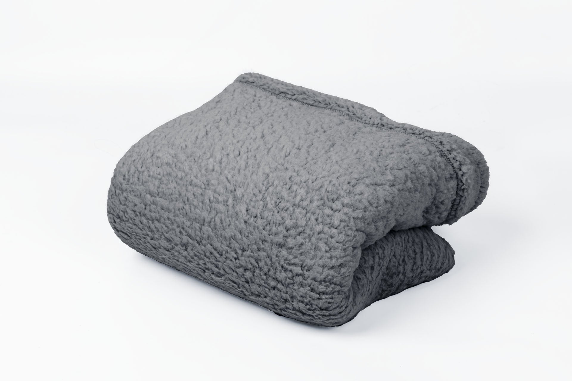 593ca965-b3b0-4be8-84c9-2f826953d641/kuscheldecke_softcloud_grau.jpg
